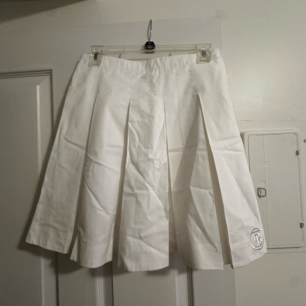 [NWT] Burberry Pleated White Skirt
